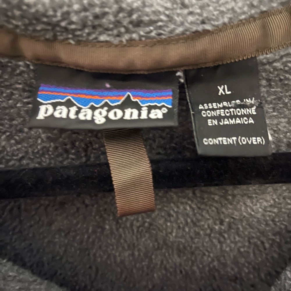Patagonia Gray Fleece Pullover with Purple Trim - Picture 4 of 6